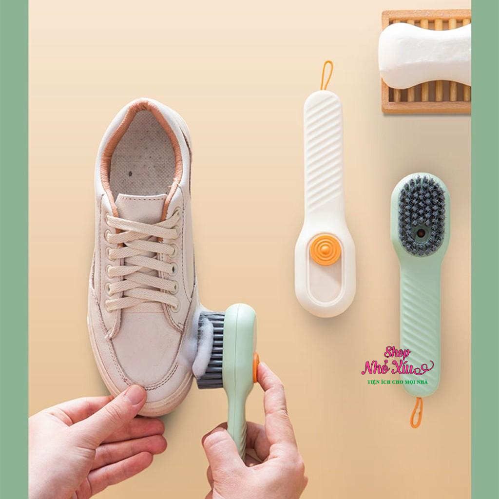 Bàn chải chà giày có ngăn đựng xà phòng -  bàn chải vệ sinh đa năng