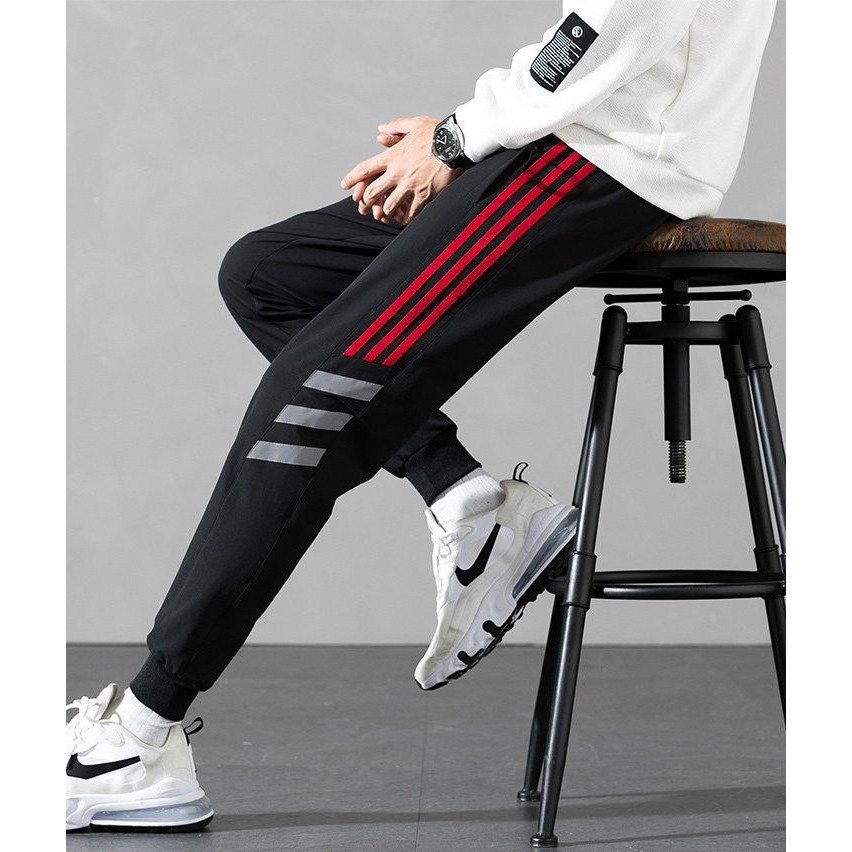 Quần Jogger Nam bo gấu phối sọc phong cách thể thao, chất liệu Polysiter dày đẹp | BigBuy360 - bigbuy360.vn