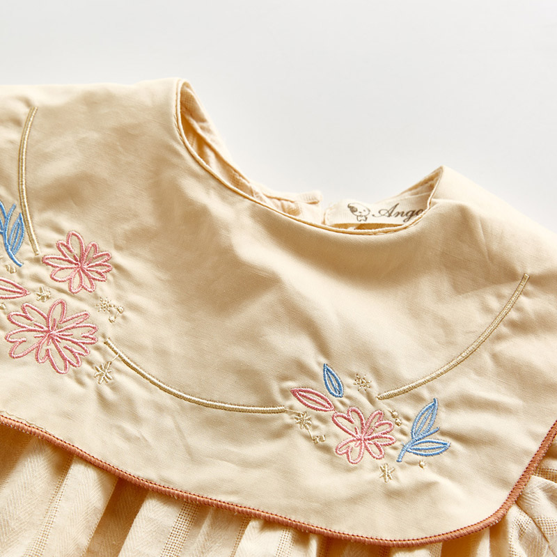 Áo Liền Quần Cổ Vuông Thêu Hoa Cho Bé Gái