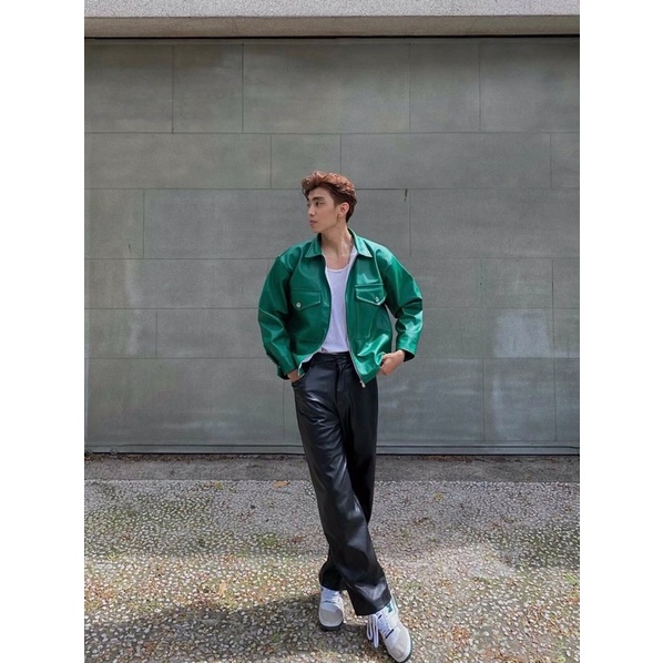 Áo khoác da local brand Destruction màu xanh lá cổ bẻ form boxy