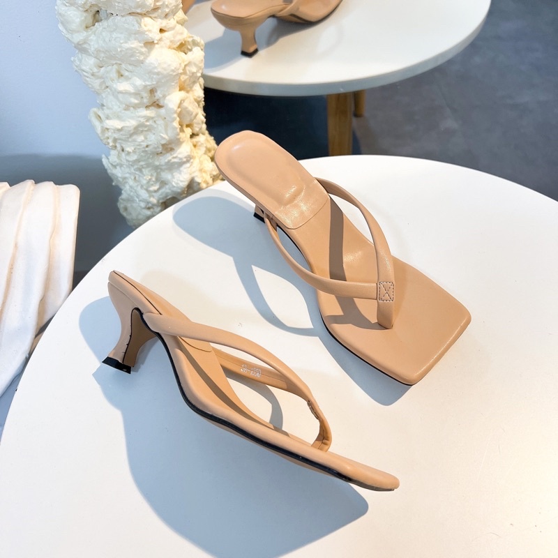 Sorami.Shoes | Guốc quai ngang đế thấp tiện lợi dành cho nữ, guốc quai ngang thời trang cao cấp.