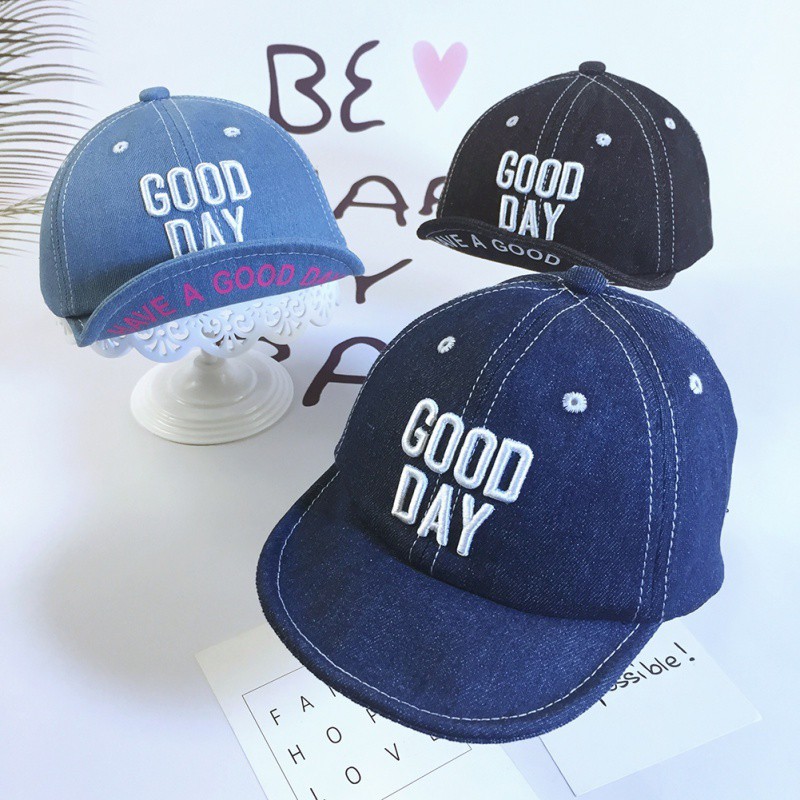 Mũ lưỡi trai chống nắng cho bé