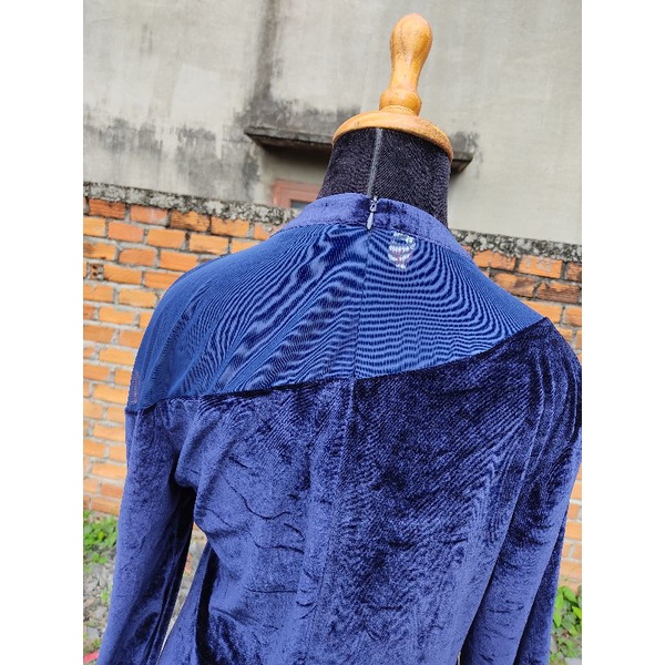 Đầm nhung dài size L