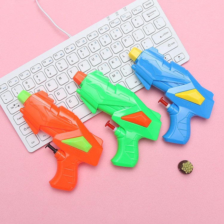 Súng nước đồ chơi 14cm chất liệu nhựa tốt bền màu nhiều hình dáng