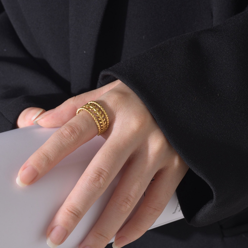 Nhẫn Hở Hình Chiếc Lá Màu Vàng Bằng Thép Không Gỉ Thời Trang Cho Nữ