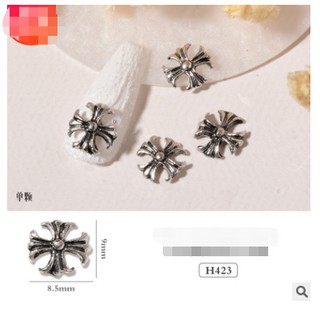 charm thánh giá mới