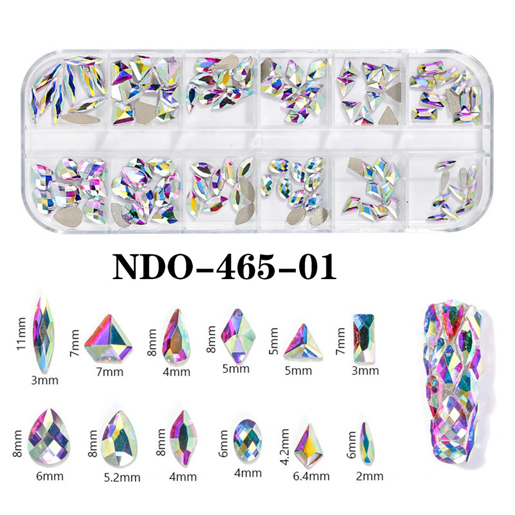 3 kiểu trang trí móng nghệ thuật kết hợp đá sắc nét khác nhau