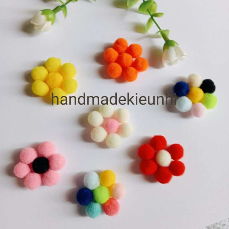 50 - 70 - 100 hạt pompom nhỏ 2cm, 1.5cm, 1cm nhiều màu - Dùng trang trí thiệp, làm handmade, thủ công mầm non...