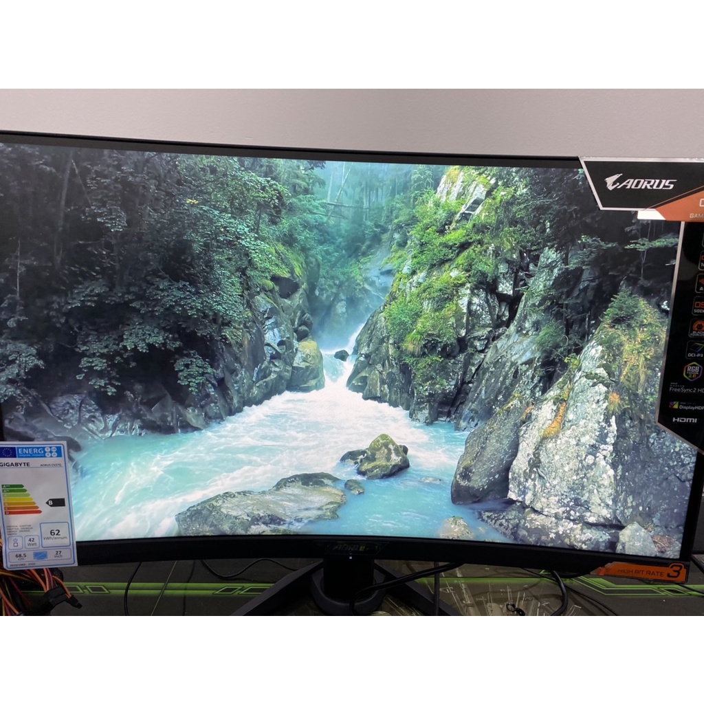 MÀN HÌNH 2K GIGABYTE AORUS CV27Q 27″ (QHD/VA/165HZ/1MS) độ phân giải 2560 x 1440 Chính hãng BH 36T