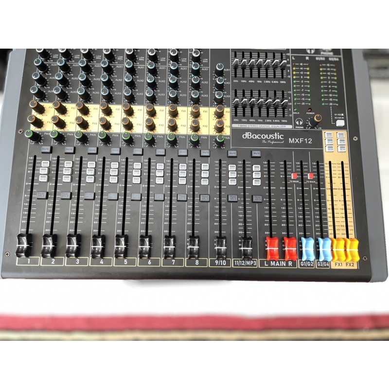 Bàn Mixer dB acoustic MXF12 hàng chính hãng 12 Line