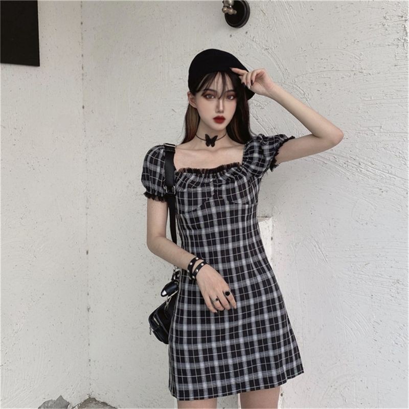 Váy đầm kẻ dáng body Jameela | BigBuy360 - bigbuy360.vn