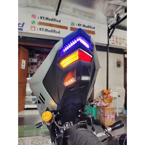 Fender Đèn Xi Nhan Màu Vàng Gắn Đuôi Xe CBR 150R 2021 K45R