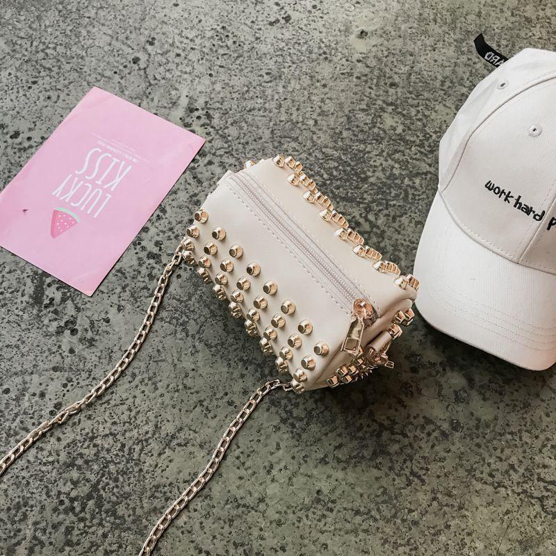 Túi đeo chéo da PU đính đinh tán phong cách Hàn Quốc thời trang cho bé