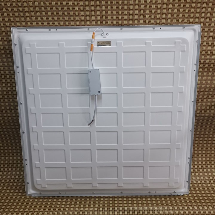ĐÈN PANEL 600x600, PANEL 300x300 LẮP TRẦN THẢ