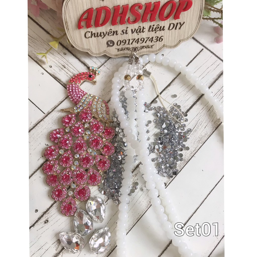 Set Trang Trí Ốp Lưng Mẫu Chim Công