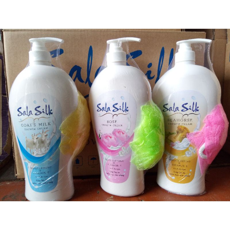 Sữa tắm dê Sala Silk Goat's Milk 1.2L(xanh)