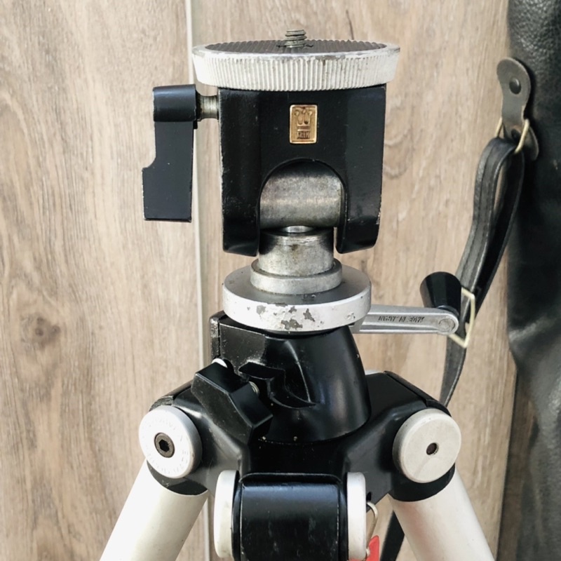 Chân máy tripod nội địa Nhật 🇯🇵  (bãi)