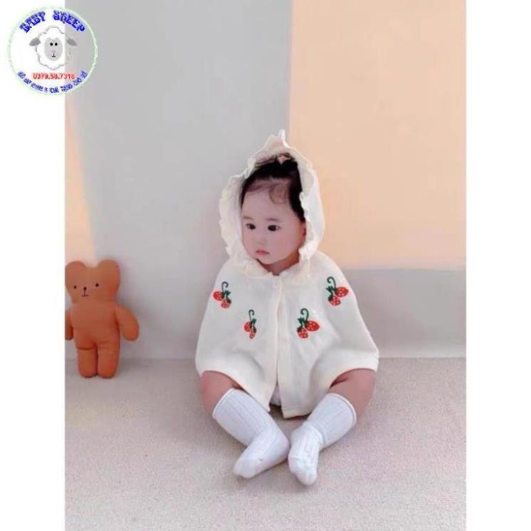 Áo choàng chống nắng áo cánh dơi chống nắng gió bụi thêu hoạ tiết dâu tây cho bé gái