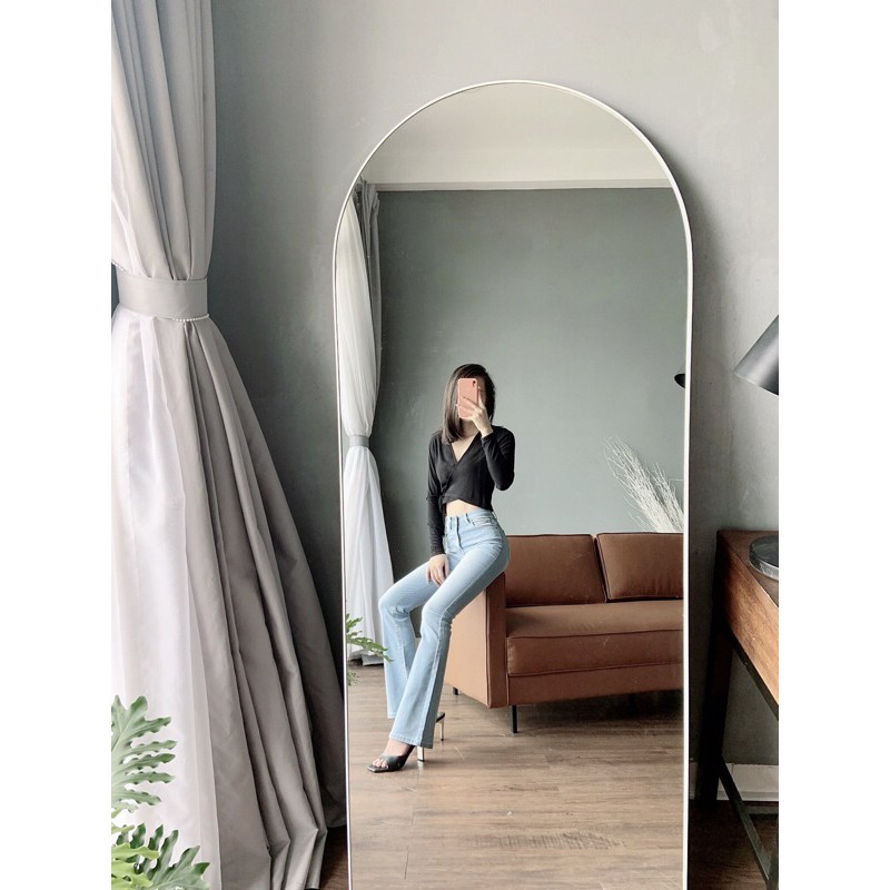 Quần jeans dáng dài ống loe AfterBefore