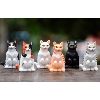 Mô hình mèo ngồi xổm tsum tsum
