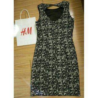 Váy HM authentic