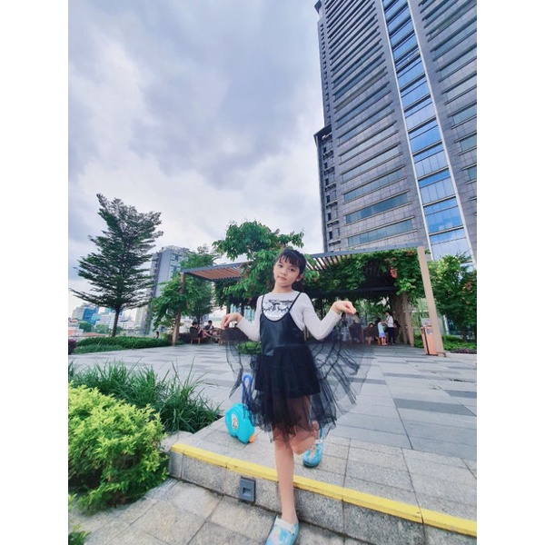 Đầm xòe bé gái hồng xinh pass