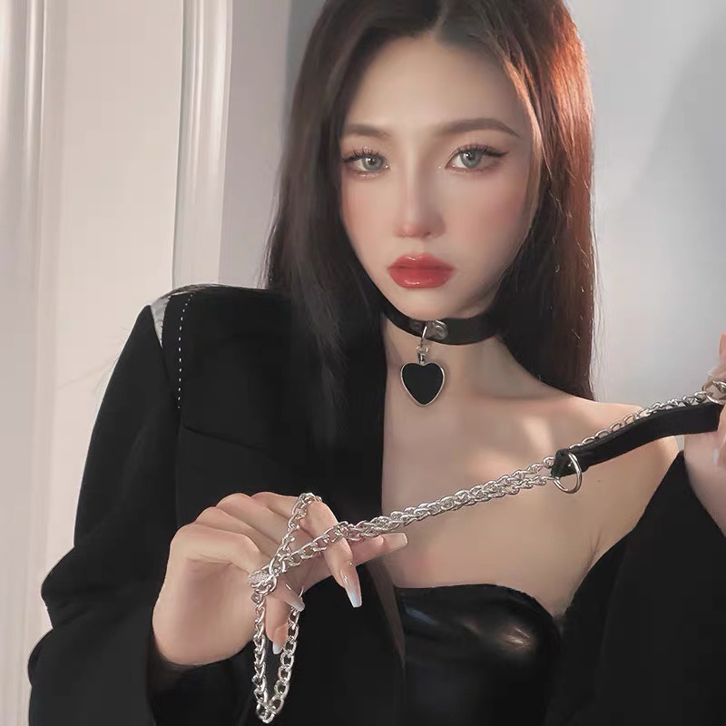 Dây Vòng Cổ Choker Da Phối Xích Bạc Khoen Tim Kết Hợp Mọi Mẫu Váy Ngủ Sexy Quyến Rũ Mainia Shop