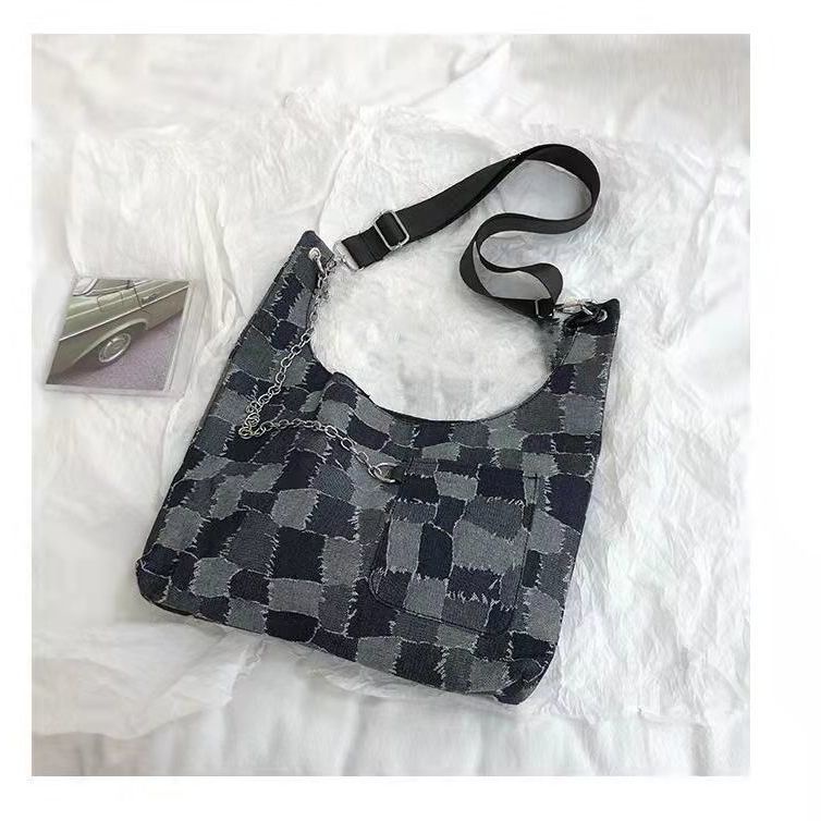 Túi xách nữ đeo chéo thời trang