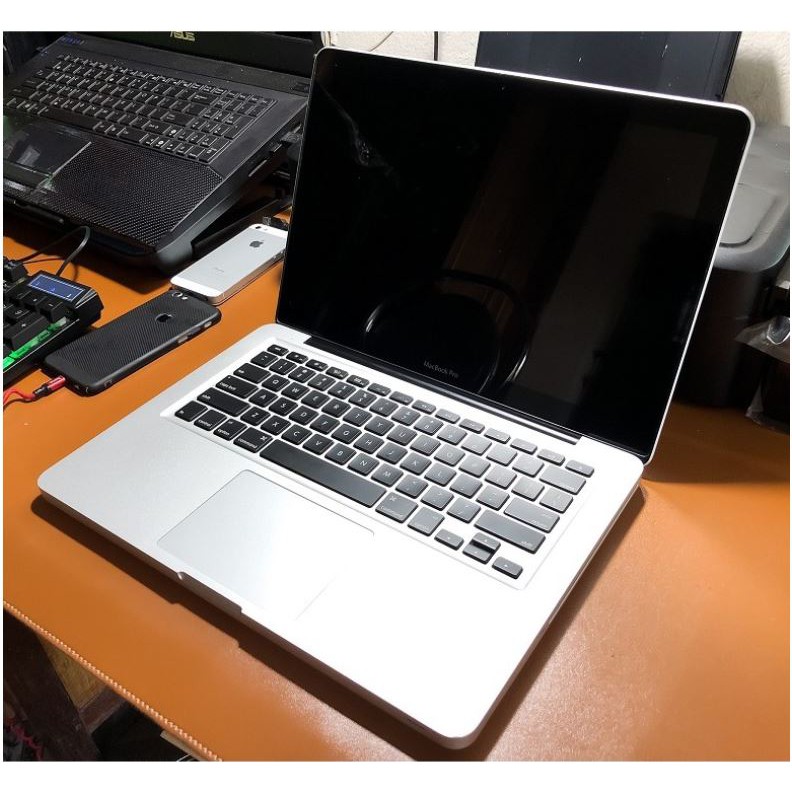 [Siêu đẹp + Siêu Sang] Macbook Pro Vỏ Nhôm mid 2010 8Gb Ram, SSD 128Gb , Logo+phím led Cực Đẹp Sang Chảnh