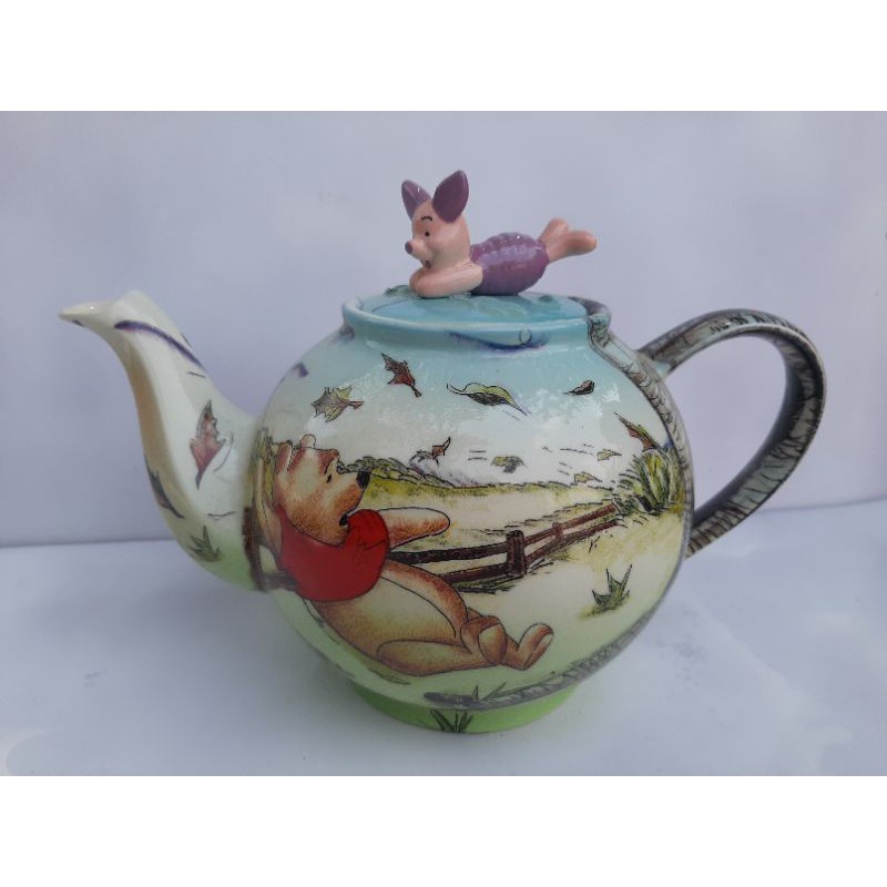 Ấm trà gấu Pooh và những người bạn