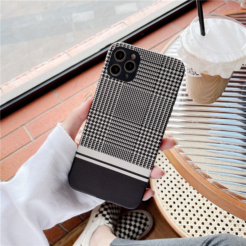 Ốp da iPhone cao cấp kẻ sọc họa tiết HOUNDSTOOTH sang chảnh Hàn Quốc.Tương thích 12 ProMax/12//11/XsMax/Xs/8plus/8/7