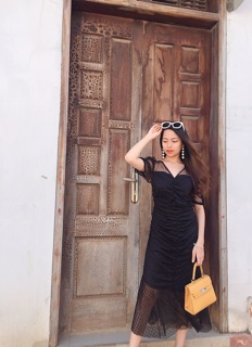 ĐẦM NHÚN ĐUÔI CÁ REN