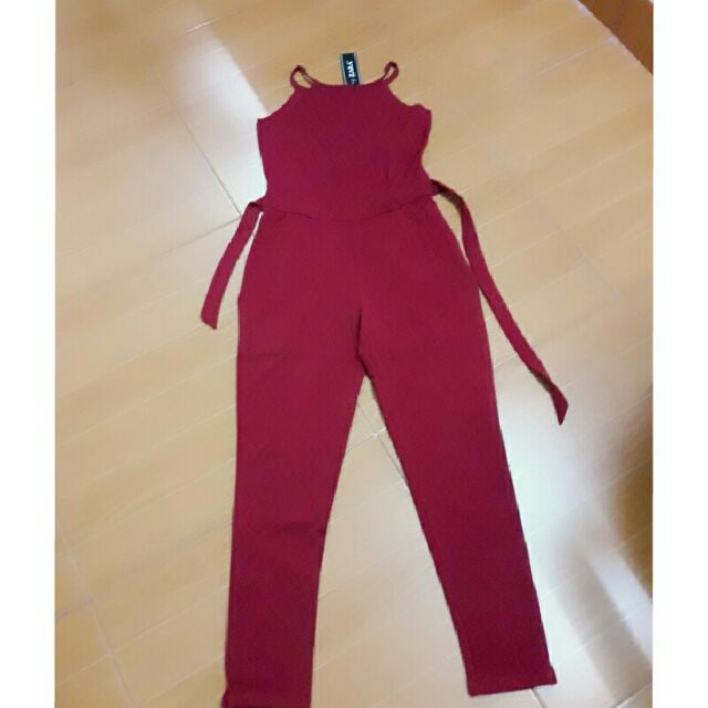 Jumpsuit ôm dáng thời trang