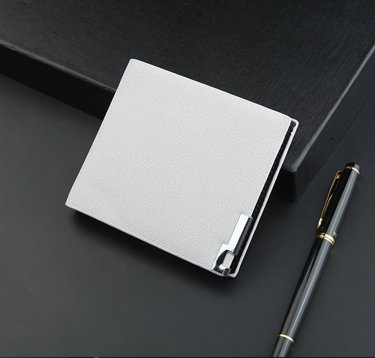 Ví Nam Màu Trắng LW428E