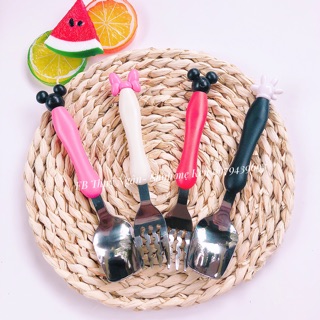Thìa sứ thỏ, cà rốt, dâu, khế, mickey