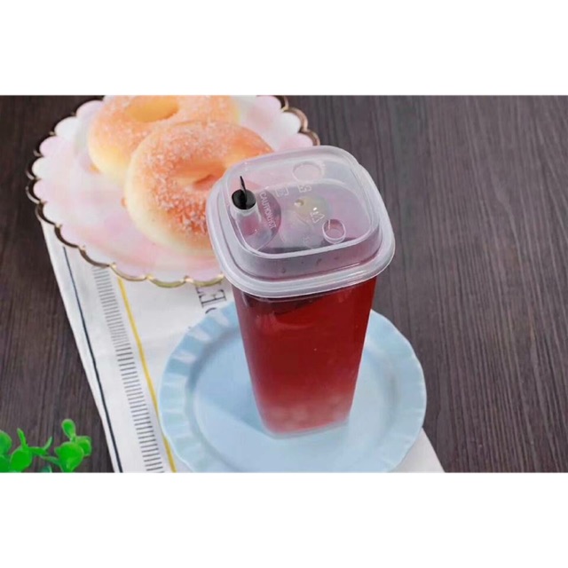 Ly vuông nắp tim 10 cai