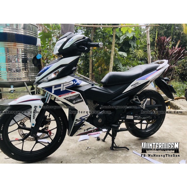 Tem rời dán xe Winner màu trắng. Chủ đề HP4 huyền thoại. Decal cao cấp bền bỉ, chống nước, bảo vệ xe