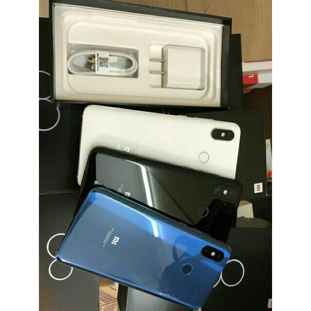 Điện thoại Xiaomi Mi 8 (6/64), full box.