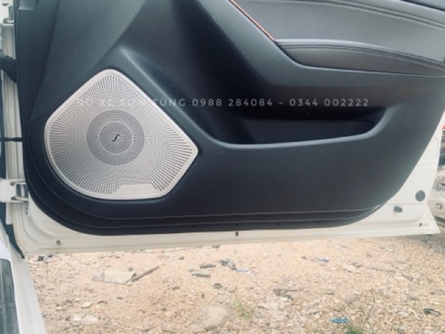 Ốp loa Burmester cho Mazda 3