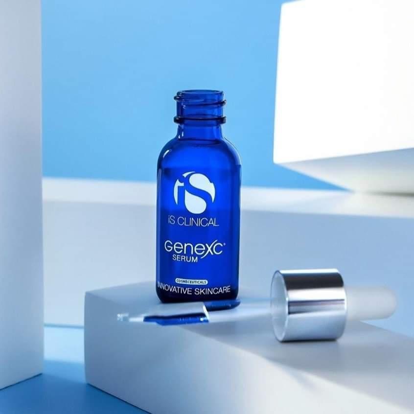 Tinh chất iS Clinical Genexc Serum dưỡng sáng da và chống oxy hoá