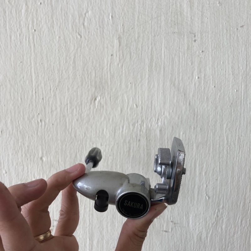 Đầu chân máy ảnh Sakura - Đầu chân inox Hakuba