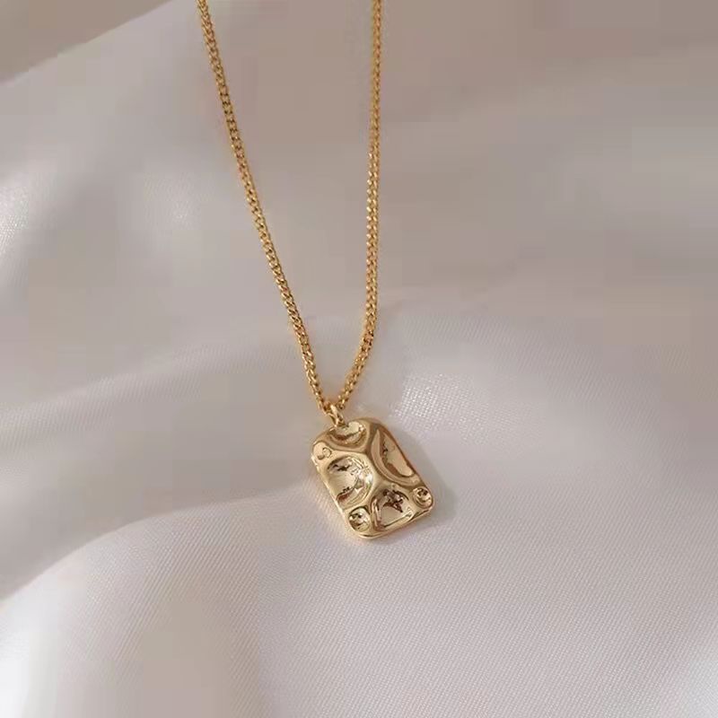 Vòng cổ mặt vuông thiết kế đơn giản tinh tế phong cách Nhật Bản và Hàn Quốc cho nữ