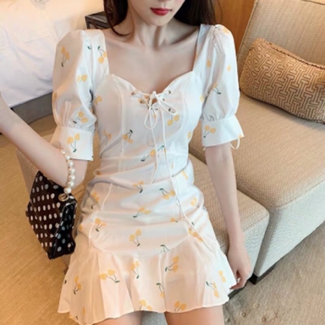 Đầm hoa giống Rose BlackPink