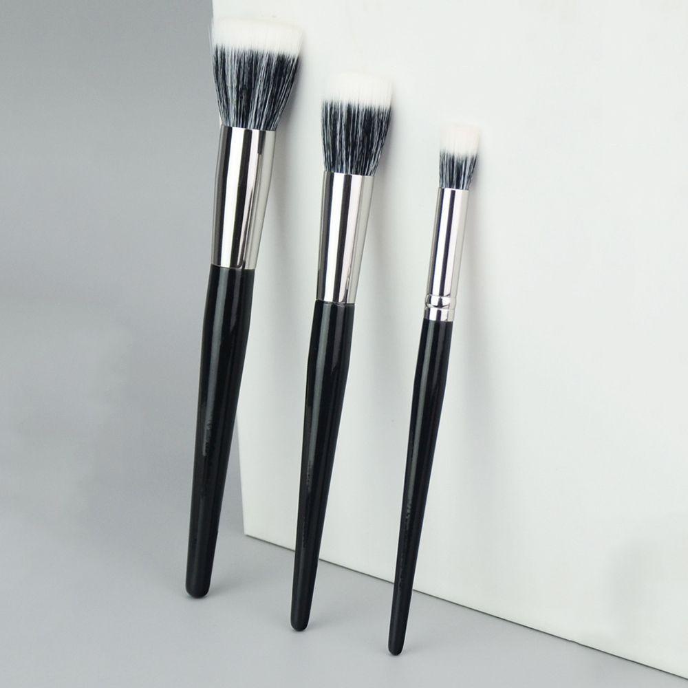 Cọ Trang Điểm Nền / Mắt / Má Hồng Màu Đen Kích Thước Nhỏ Gọn Tiện Lợi