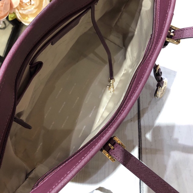 TÚI MICHEAL KORS SHOPPER JET SET TRAVEL