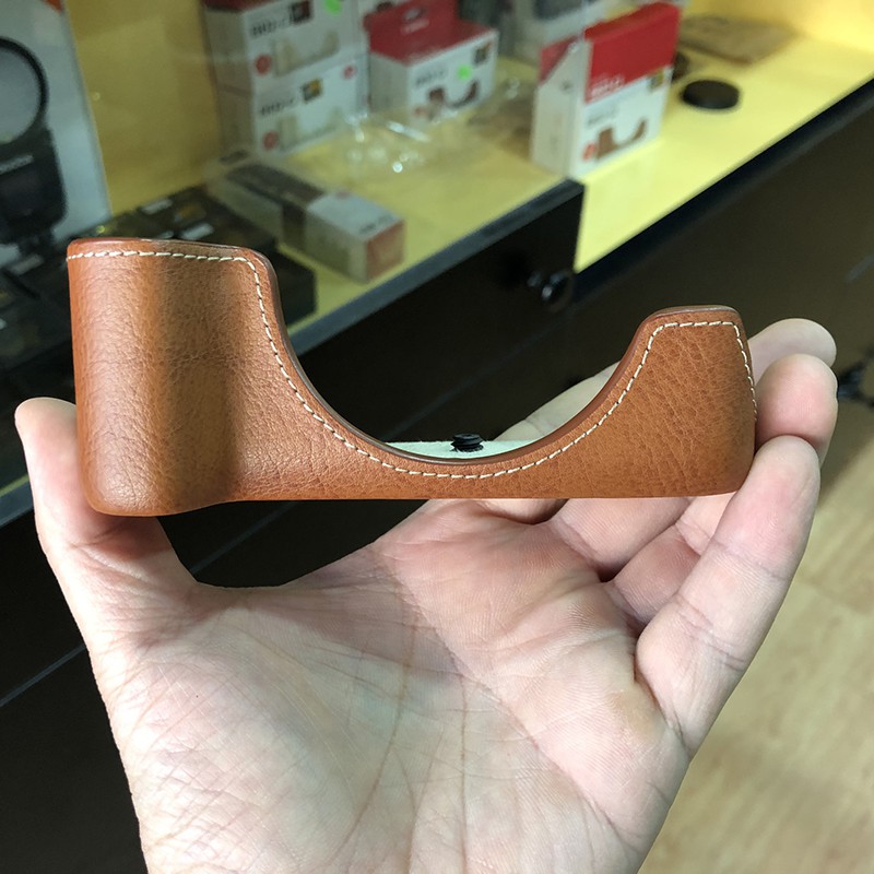 Halfcase Canon M50 EH32-CJ (Chính hãng) | BigBuy360 - bigbuy360.vn