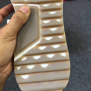 giày human vàng gold