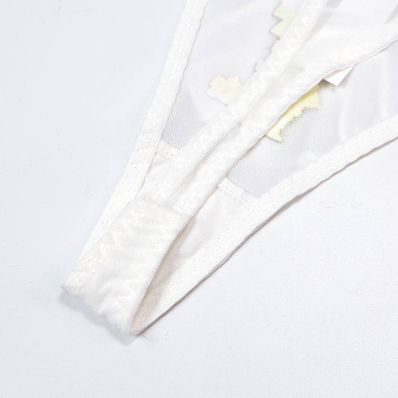 Quần lót Varsbaby N135 siêu mỏng nhẹ thoáng khí hình chú thỏ thời trang cho nữ