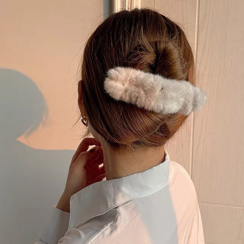 Kẹp Tóc Hình Chữ Nhật Phủ Lông Thời Trang Thu Đông Vintage Cho Nữ