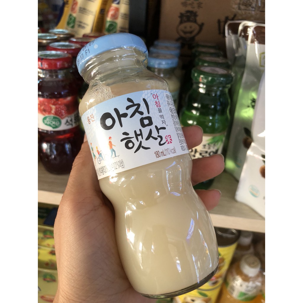 Nước ép trái cây Woongjin Hàn Quốc - Chai 180ml